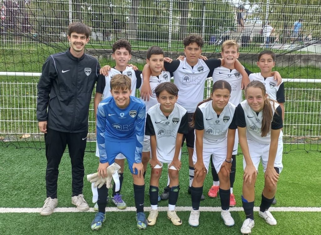 fe53eed4-f0d2-4b06-affe-8f18dbeab4cb